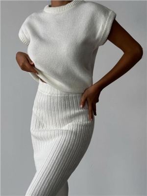 Sweater set, women's sleeveless pullover top, slim fit long skirt