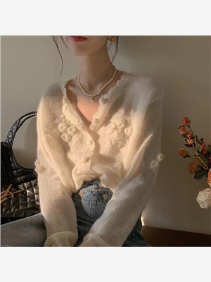 White mohair three-dimensional hook flower knitted cardigan for women's spring and autumn age reduction 2024 versatile soft sweater thin design