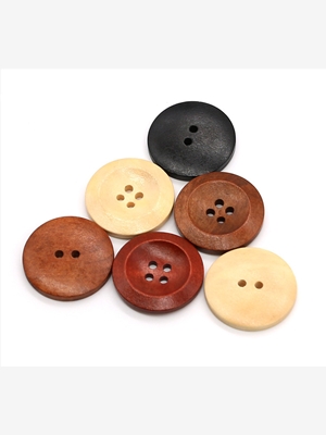 Natural wood buckle button