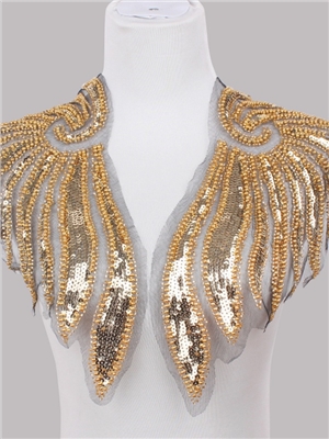 Handmade diamond collar with floral patterns