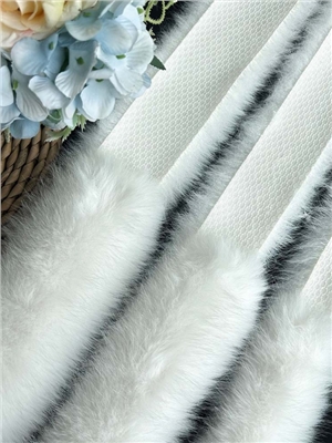 Long haired flat strip