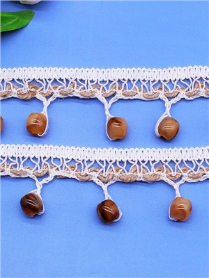 Pendant woven tassel lace