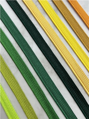 Fine silk rolled edge strip